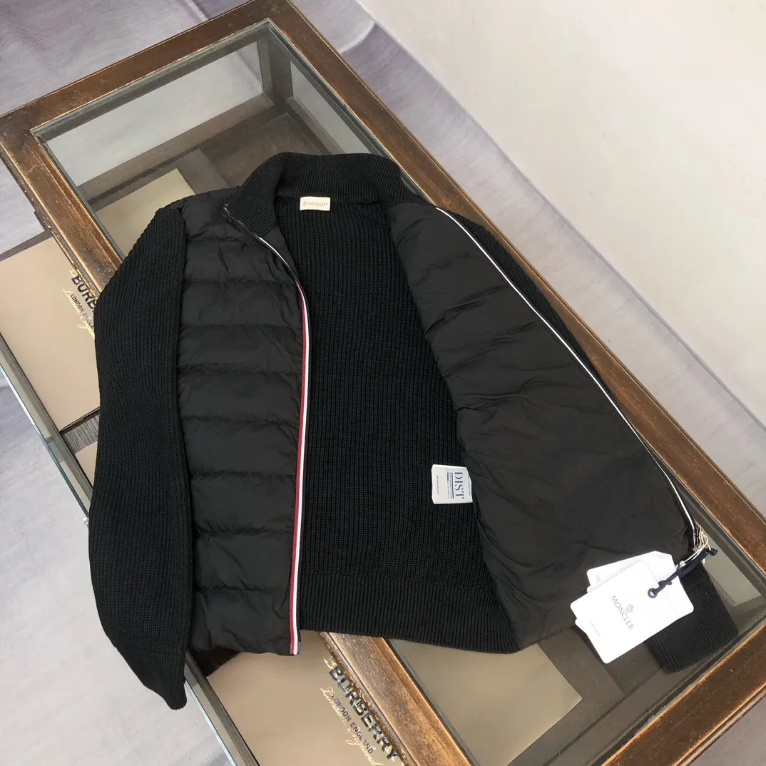 New Arrival —————— ❤️Original Quality Moncle* 。Classic ！ 。 Versatile 。Classic 。 90 ！ Breathable Lightweight！ 。 。 🔥🔥 ：Black White Sizes：S M L XL